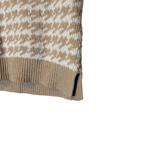 Abercrombie & Fitch Sweater Vest- houndstooth print Size Medium - Picture 2 of 5